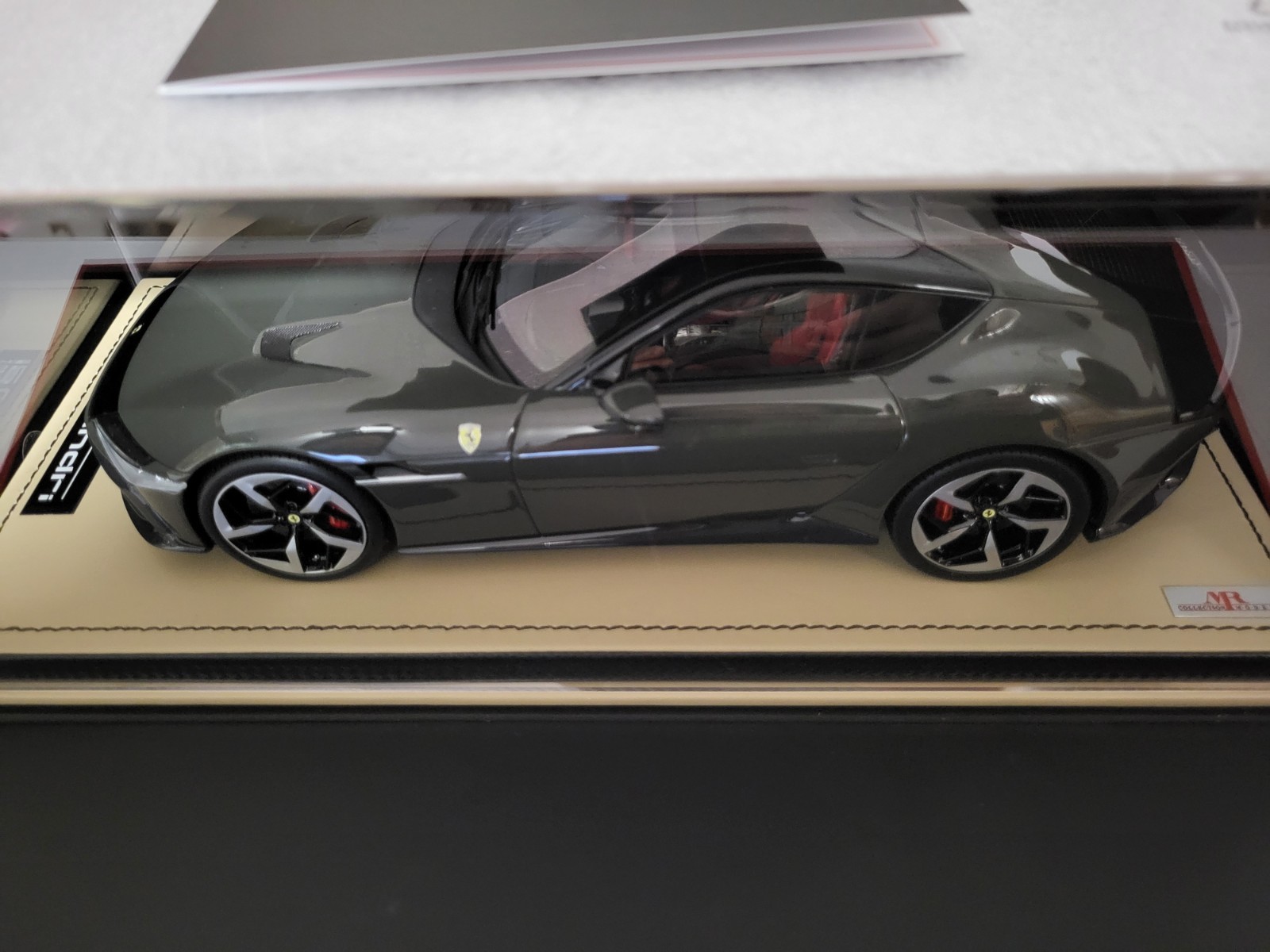 FERRARI 12 CILINDRI Coupé 1/18 GRIGIO SCURO MR COLLECTION MODELS FE043SE2