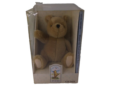 Gund Classic WINNIE THE POOH Plush Bear and  Some Bees  Book w/Box