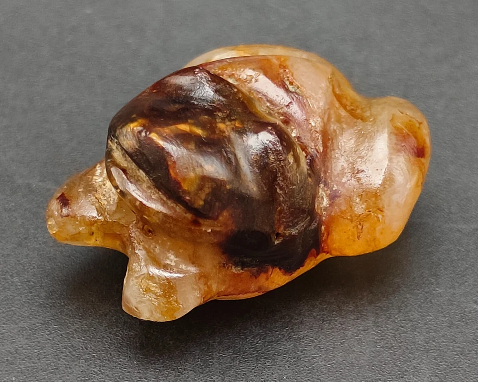 Antiguo abalorio de rana tallada en piedra de ágata gelatina estilo PYU birmano del sur de Asia #CP1072 Foto 3 de 4