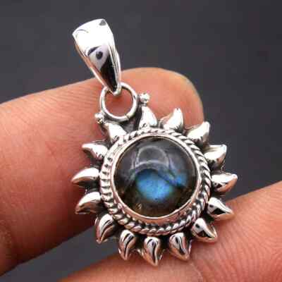 Spectrolite Labradorite Sun Pendant-925Sterling Silver Handmade Designer Jewelry