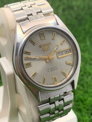 Seiko 5 automatic 7009-3101 vintage men's watch japan