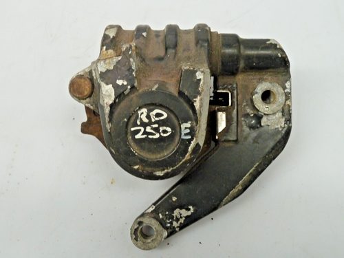 Yamaha RD250 E Bremssattel hinten.