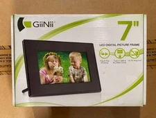 GiiNii 7" LED Digital Picture Photo Frame Clock & Calendar BLACK GT-701P