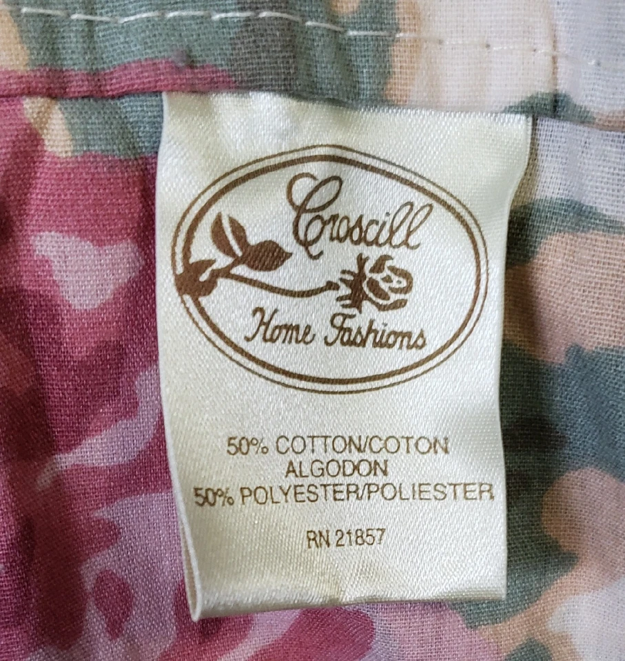 Tres cortinas de cenefa, moda croscill para el hogar, casa de campo  Foto 2 de 4