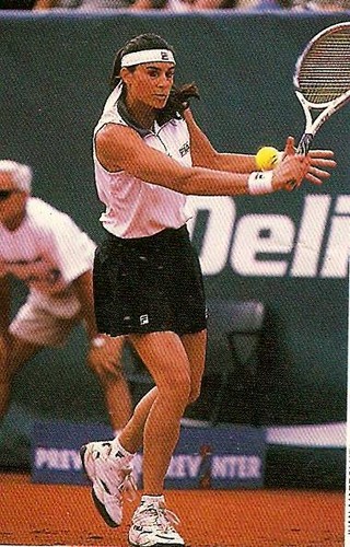 Tennis Gabriela Sabatini Left Anna Kournikova Mag Ebay