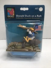 Penn Plax Donald Duck On A Raft Disney Mickey Unlimited Aquarium Ornament 1996
