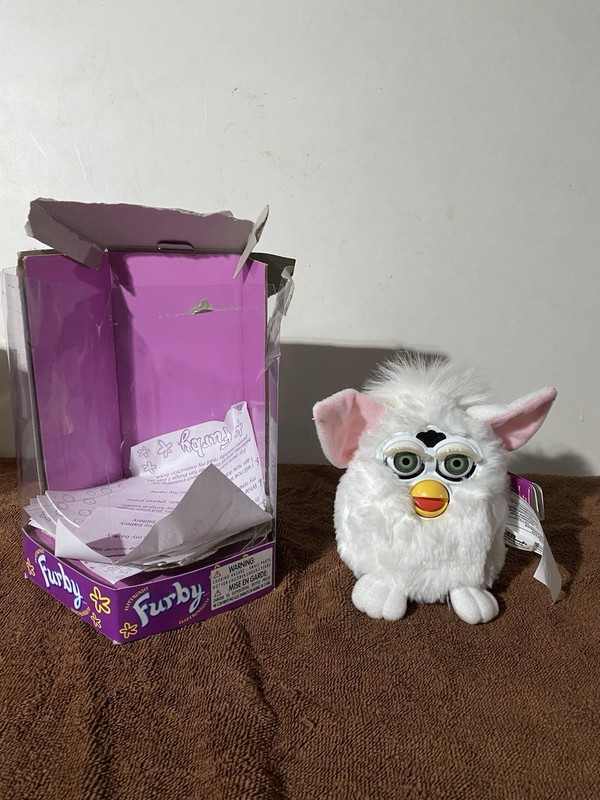 Furby Electronic Interactive Toy(1998)