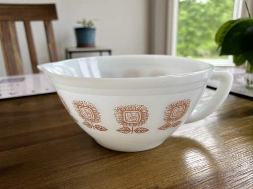 Vintage Federal Glass Brown Sunflower Batter Bowl