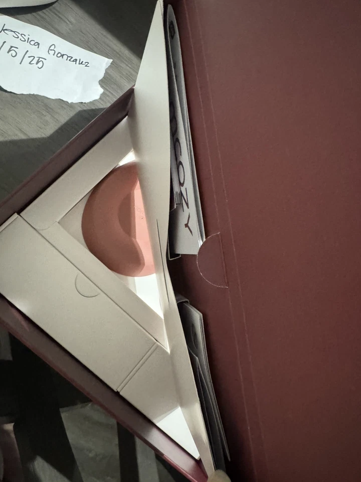 Juego de extractor de leche eléctrico doble portátil ultra delgado Momcozy Air 1 Foto 4 de 4