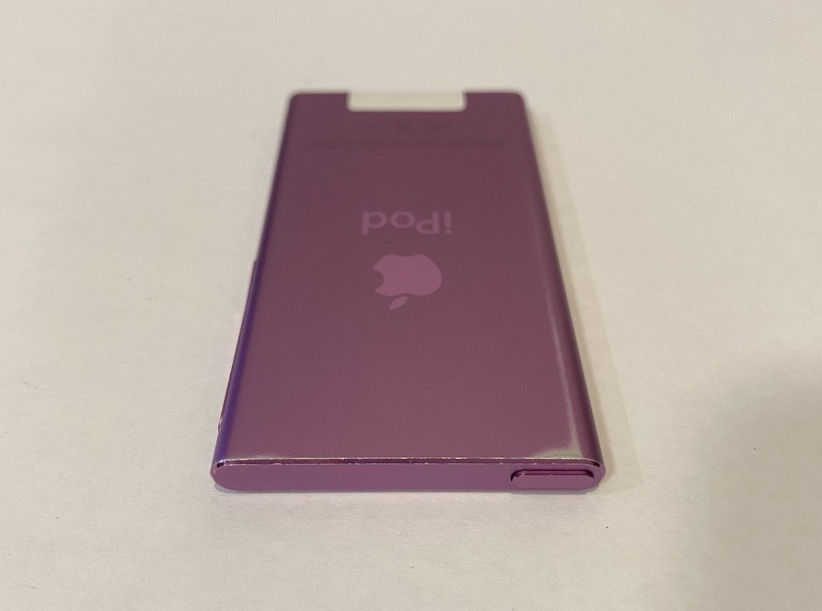 Apple iPod nano 7th Generation Purple (16 GB) Works Great