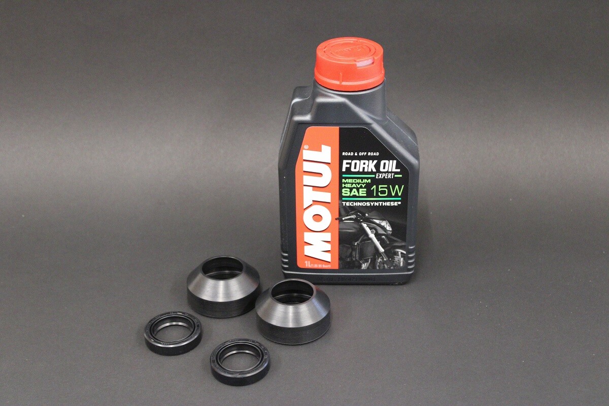 Kawasaki 1 Litre Motul 15w Fork Oil Fork Seals & Dust Covers Z900