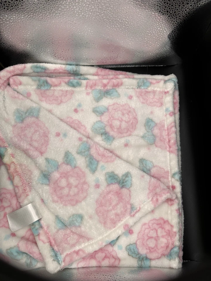 Baby Essentials De Colección Rosa Rosas Flores Floral Seguridad Bebé Manta Vellón 30” Foto 4 de 4