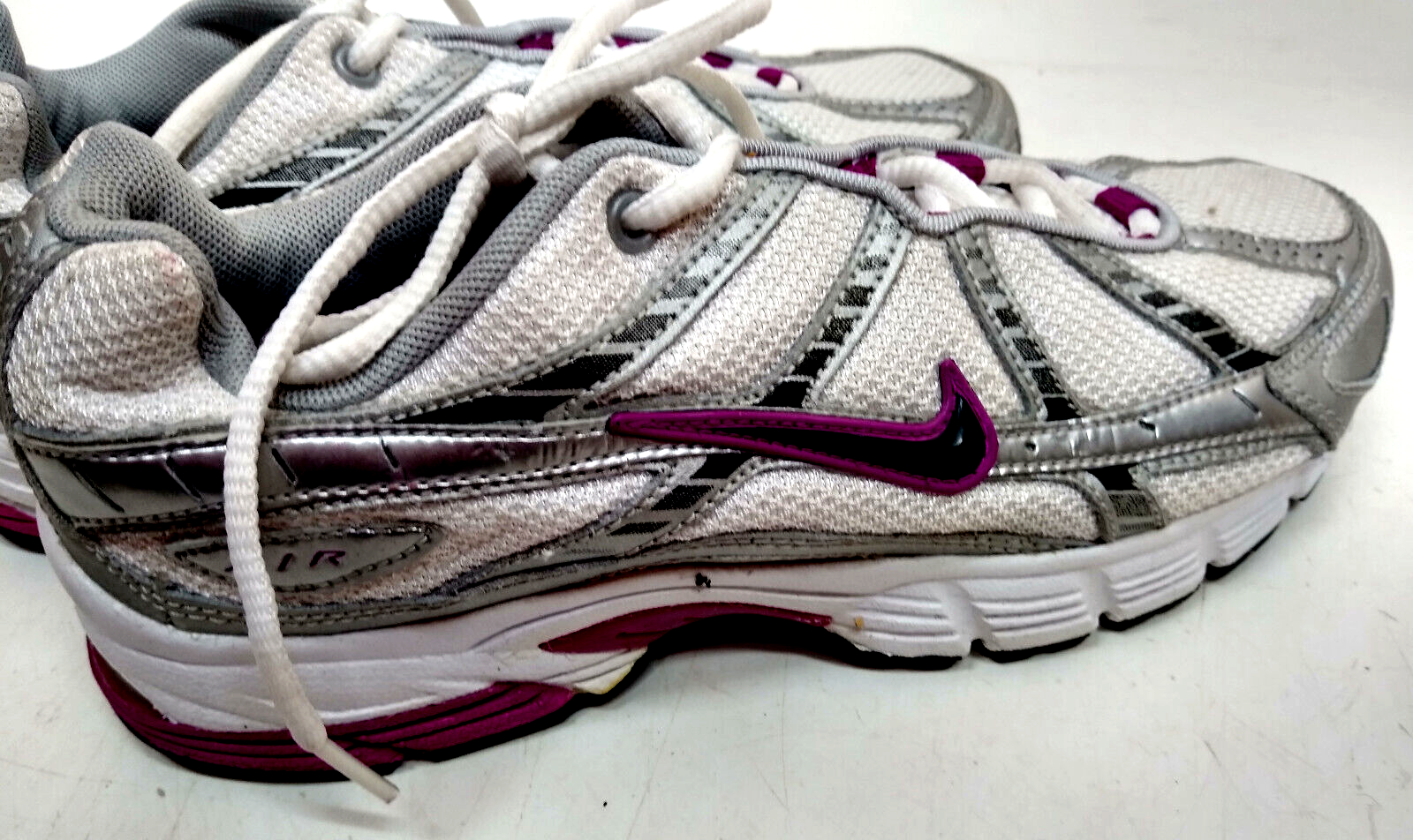 SAOLA NIKE AIR Sneakers Atletiche Bianco Grigio Marrone Taglia 8 318183 101