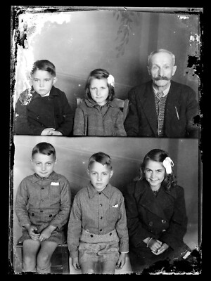 Doppelportrait älterer Mann Kinder Geschwister - altes Negativ Foto Bj. 1940