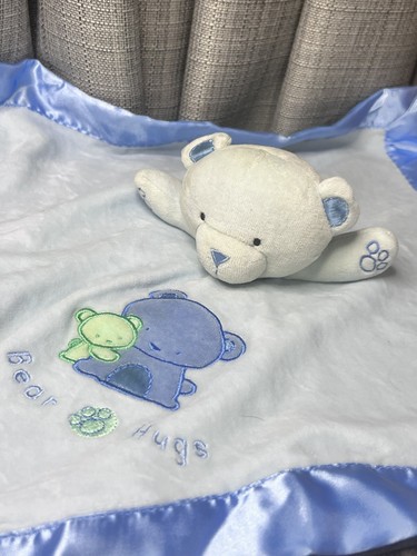 Carters Bear Hugs Lovey Satin Plush Stuffed Animal Toy Baby Embroidered Blanket - Afbeelding 3 van 9