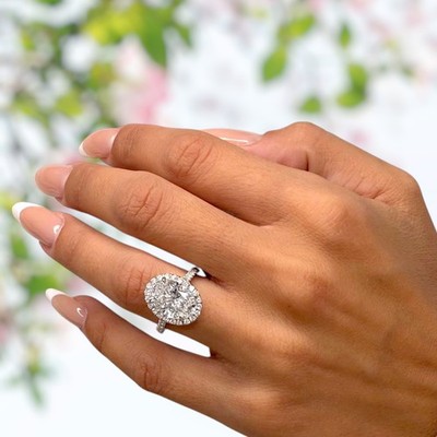 Diamant Ring 950 Platin Premium Oval Lab Grown 4,5 Ct IGI CVD E F VVS