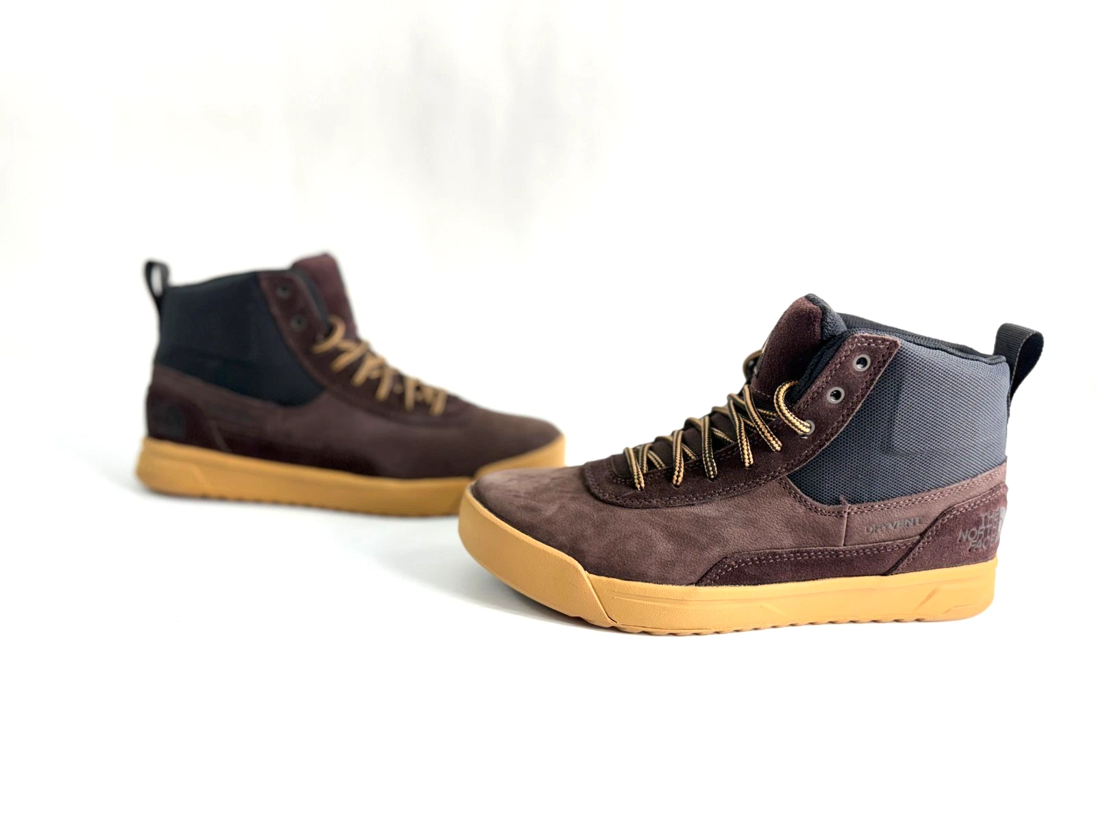 The North Face Larimer Mid Waterproof Boot Coal Brown Almond Butter Men`s Sz 7