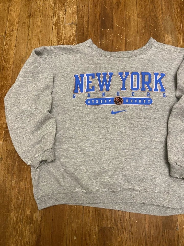 Vintage Nike NHL New York Rangers Thrashed Gray Graphic Sweatshirt Adult Large - Image 2 of 4