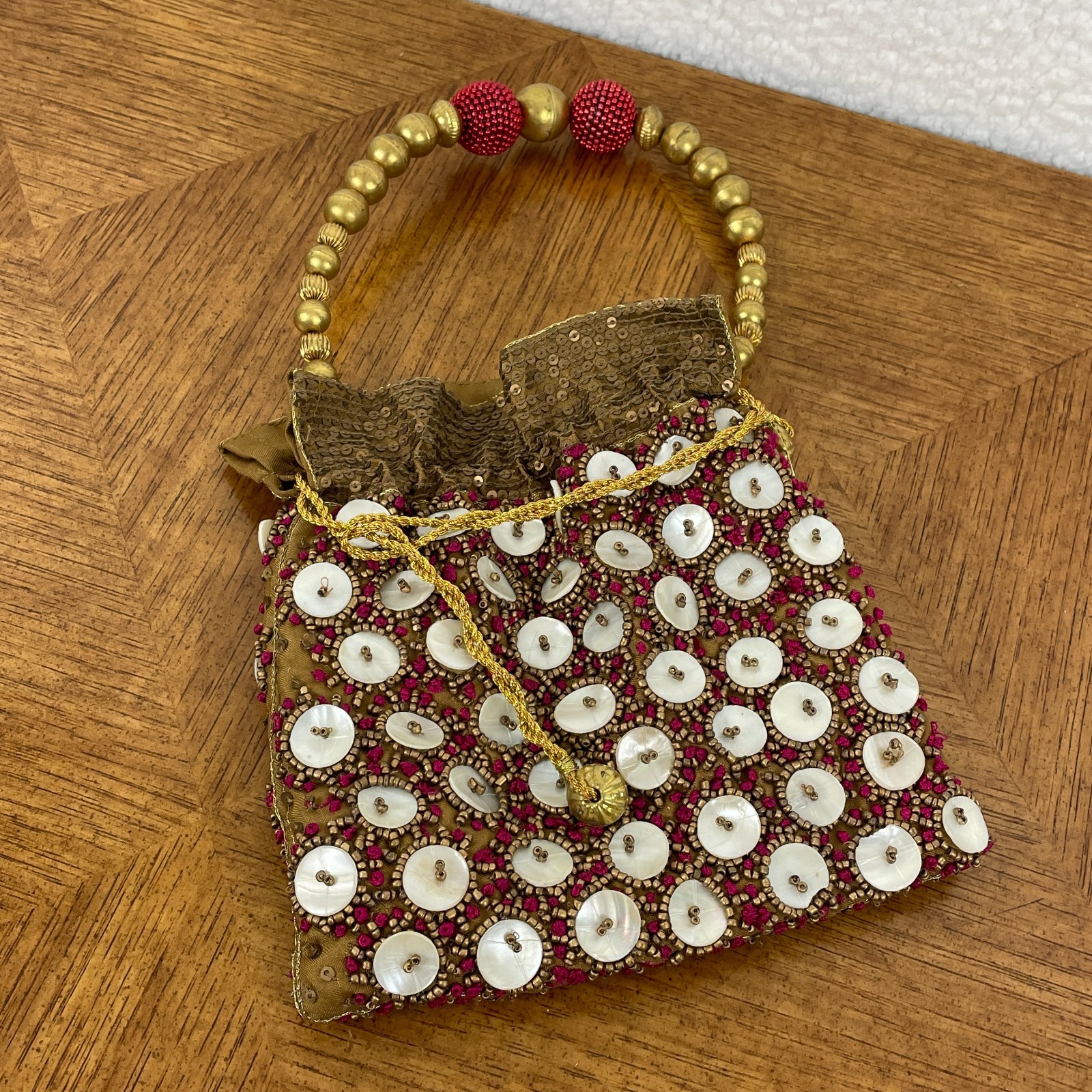 Mini bolso de mano con cuentas de buganvilla para mujer dorado rojo concha bolso de noche festival diversión