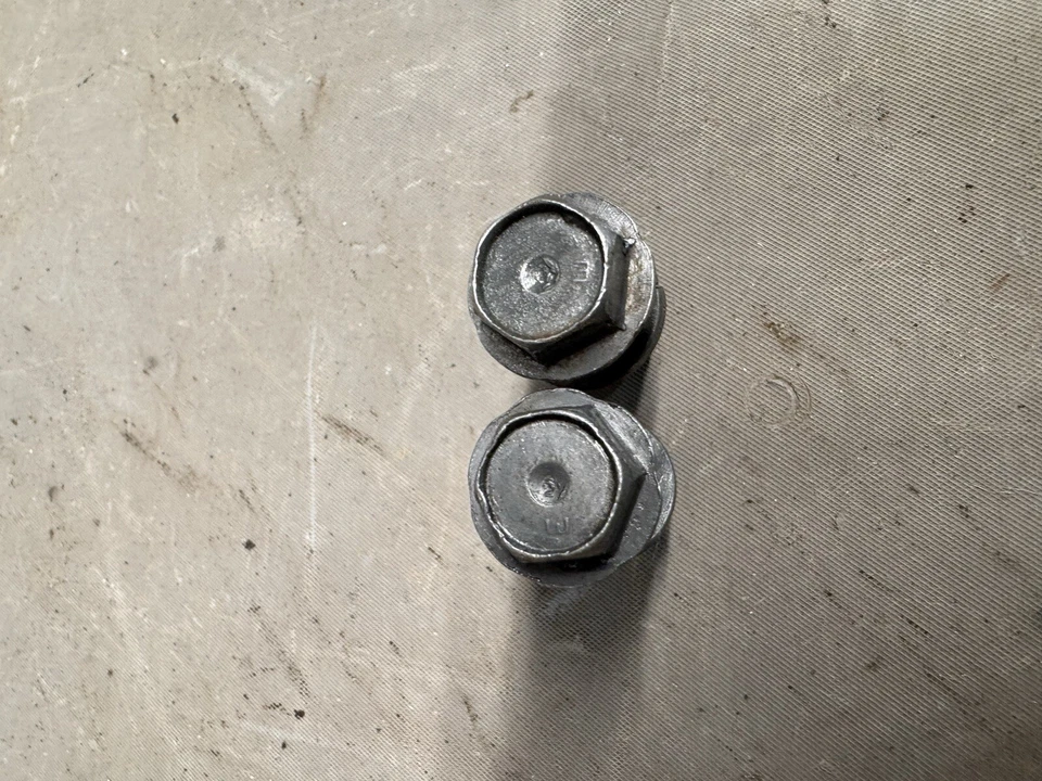 Chevy Impala Corvette 327 348 409 1957-1980 pernos de bomba de combustible Nova Chevelle Camaro Foto 4 de 4