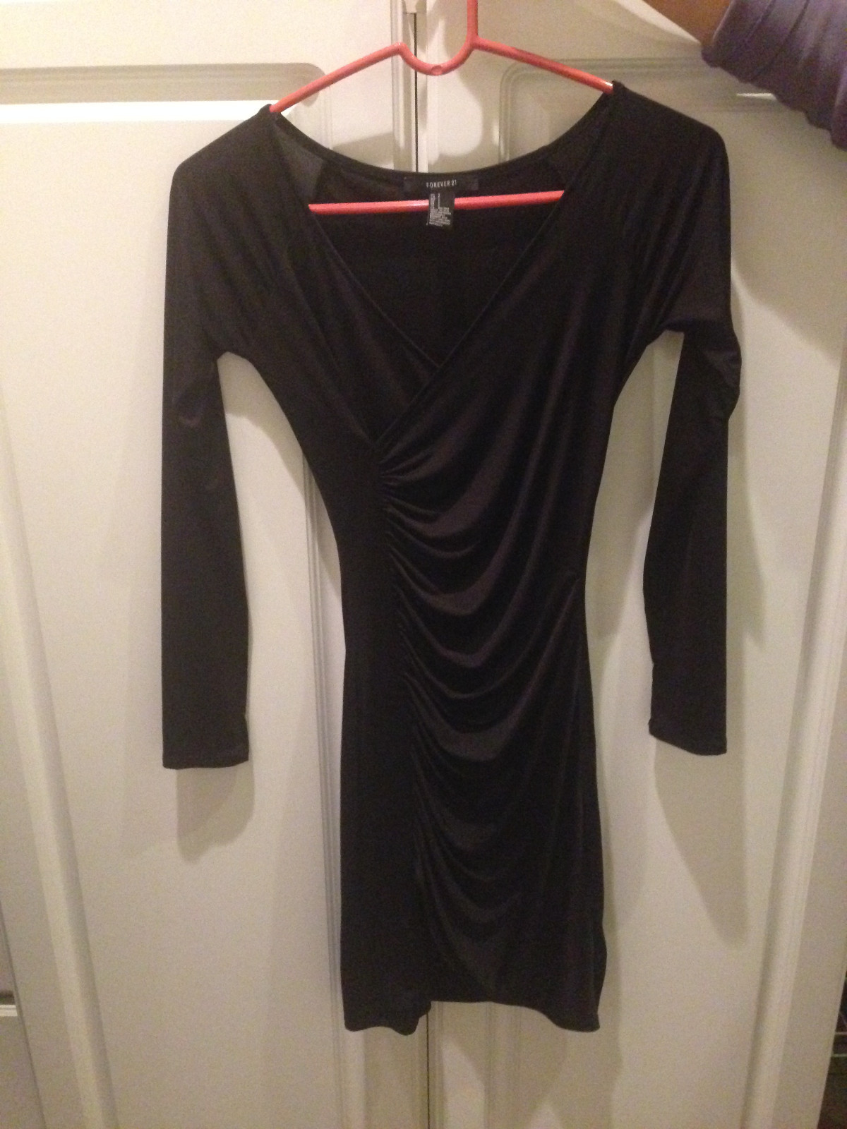 5 FASHIONABLE DRESSES - ONE PRIZE - SIZES: SMALL, 2, 4 and 12 image 5