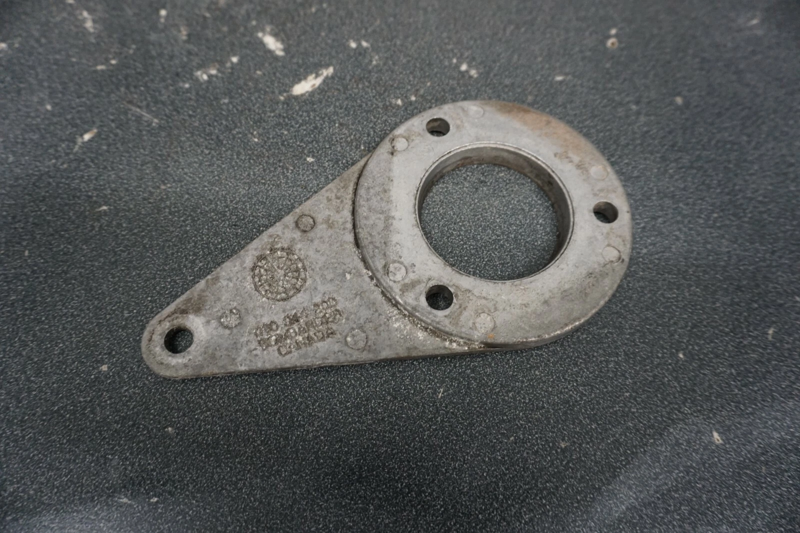 1999-2004 Ski-Doo OEM Jackshaft Casting Spacer Bracket Summit Legend MXZ 600