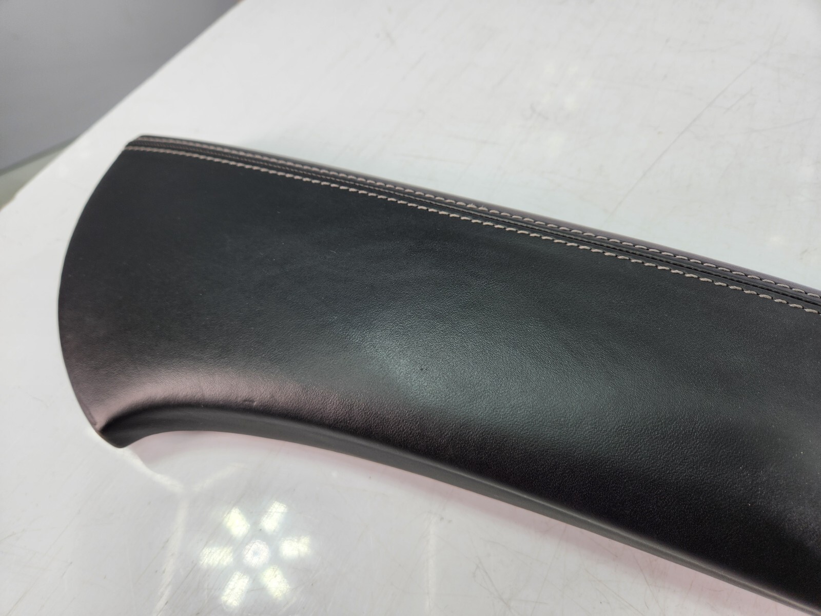 ✅ 11-16 OEM Ferrari FF Front Right Passenger Door Panel Armrest Black Leather*