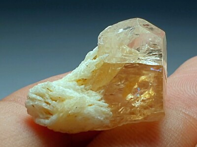 Top Quality Small Cute Beautiful Topaz Terminated Crystal Specimen