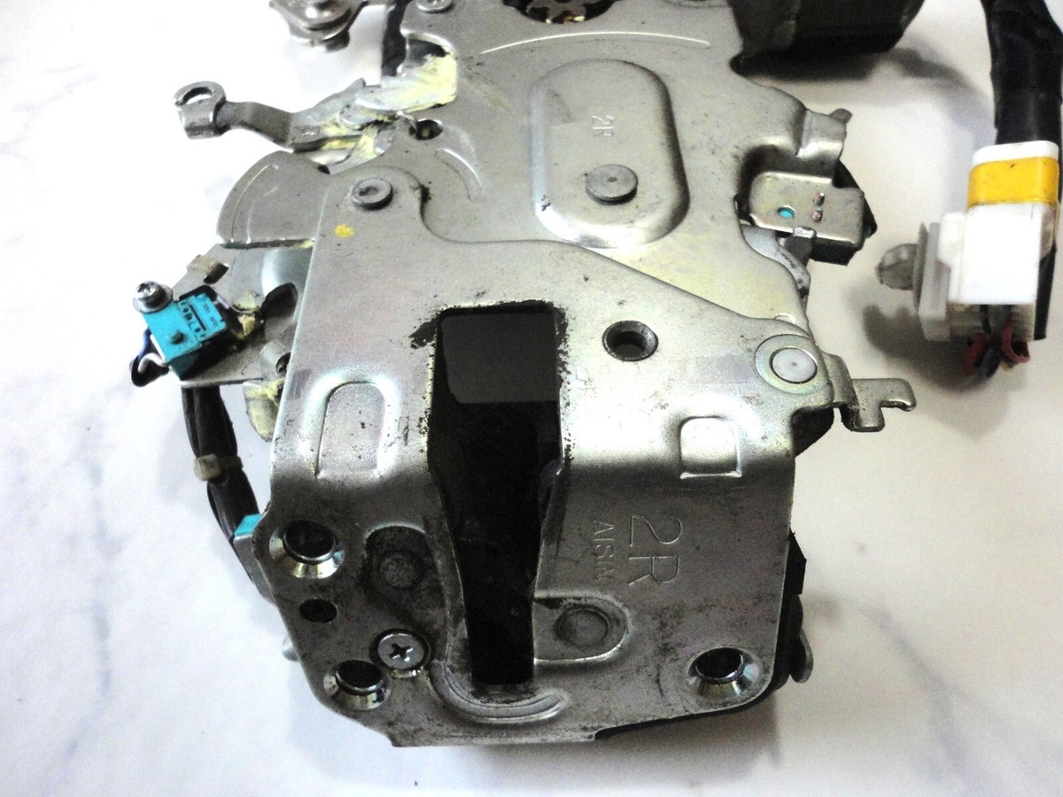 TOYOTA Voxy AZR60G Genuine Door Lock Actuator Easy Closer Rear