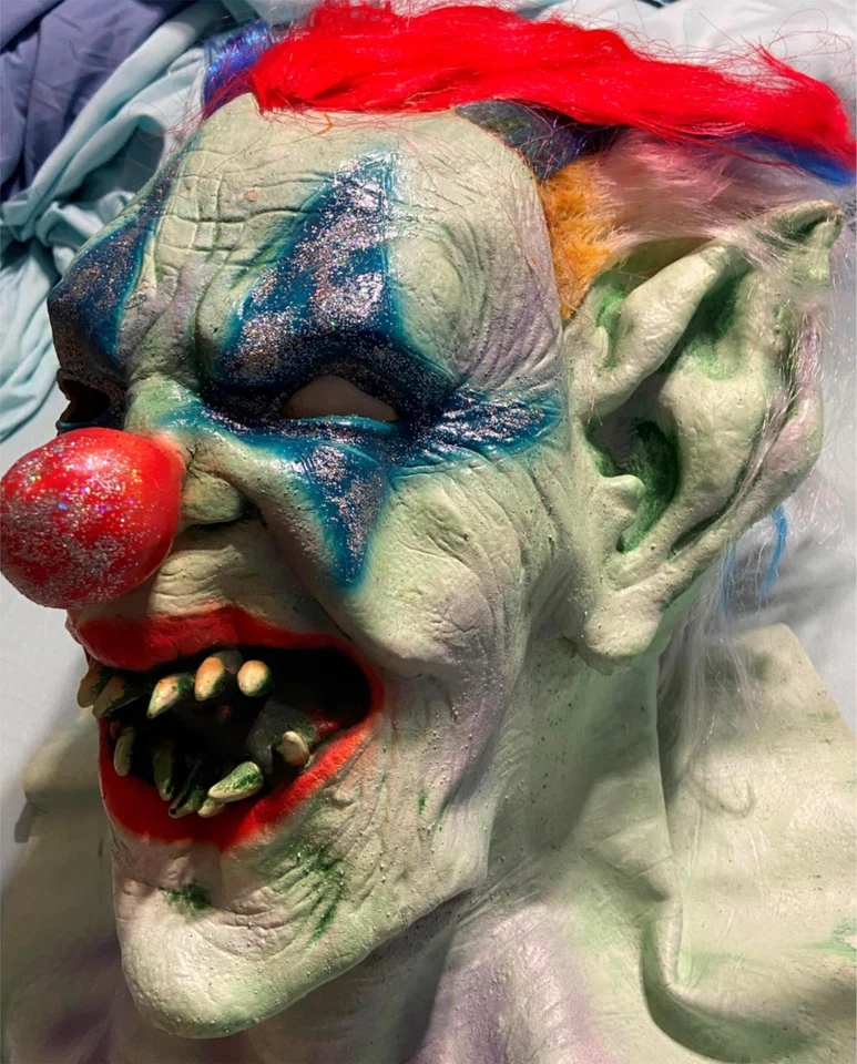 Outta Control Clown Forum Horror Latex Mask Universal Studios Costume Full Head - Image 3 of 4