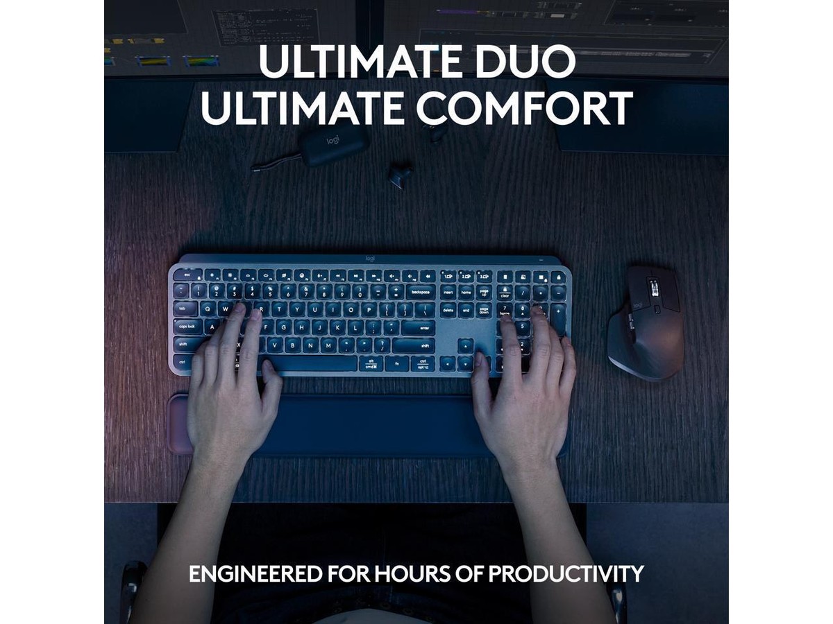 Logitech MX Keys S Combo: MX Master 3S, MX Keys S & MX Palm Rest Logitech MX Keys S Combo: MX Master 3S, MX Keys S & MX Palm Rest