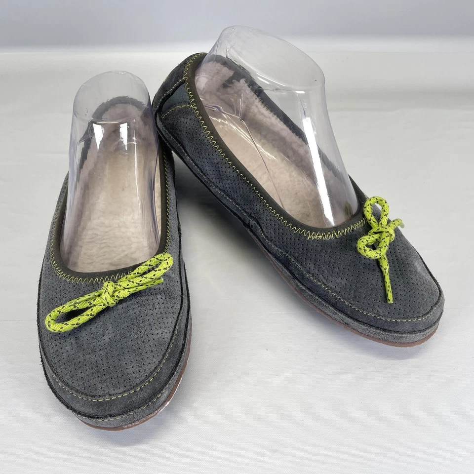 Тапочки женские L.L.Bean размер 8 серые замшевые флисовые с подкладкой перфорированные без шнуровки как новые на картонке - Изображение 2 из 4