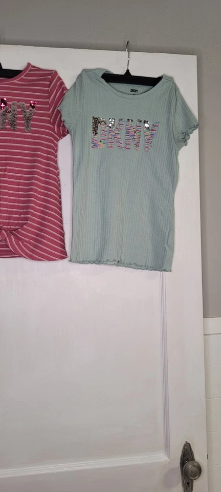 Lote de 2 tops DKNY para niñas manga corta lentejuelas deslumbrantes talla L (12) Foto 3 de 4