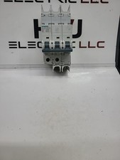 Siemens 4302-8HG42  2A 3POLE Circuit Breaker 