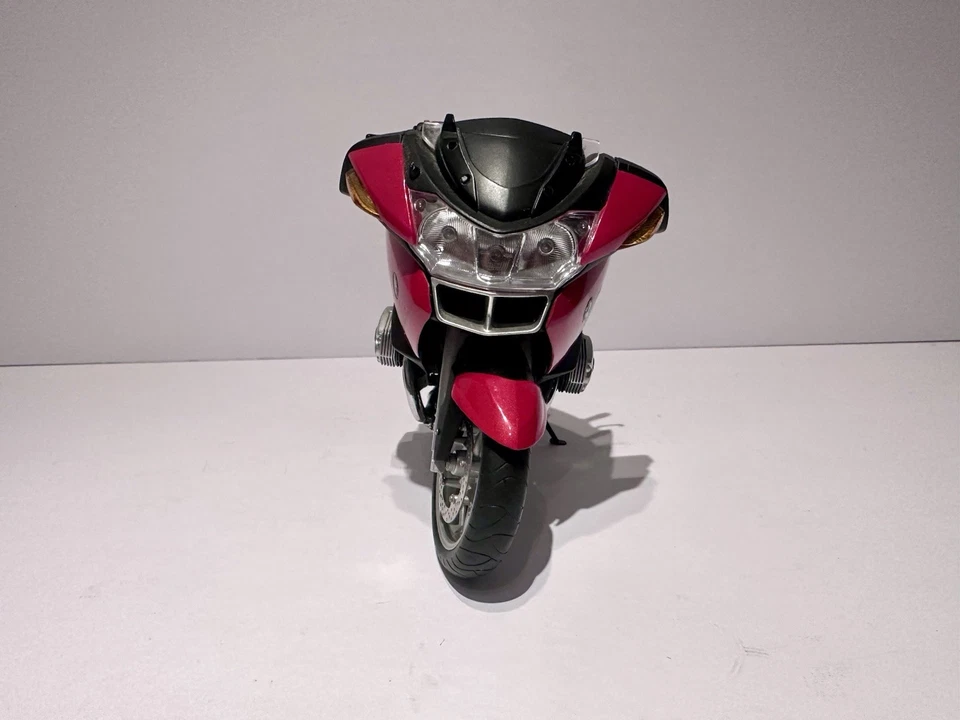 Autoart BMW R1200RT 1/10 Scale Diecast Motorcycle Model READ DESC. - Image 3 of 4