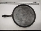 Vintage Lodge #9 Round With Heat Ring Cast Iron Griddle Clean (Unseasoned)