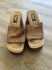 Vintage LEI Chunky Platforms