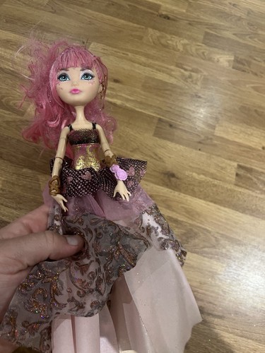 Ever After High Doll C.A. Cupid Throne Coming Doll pink - Picture 20 of 20