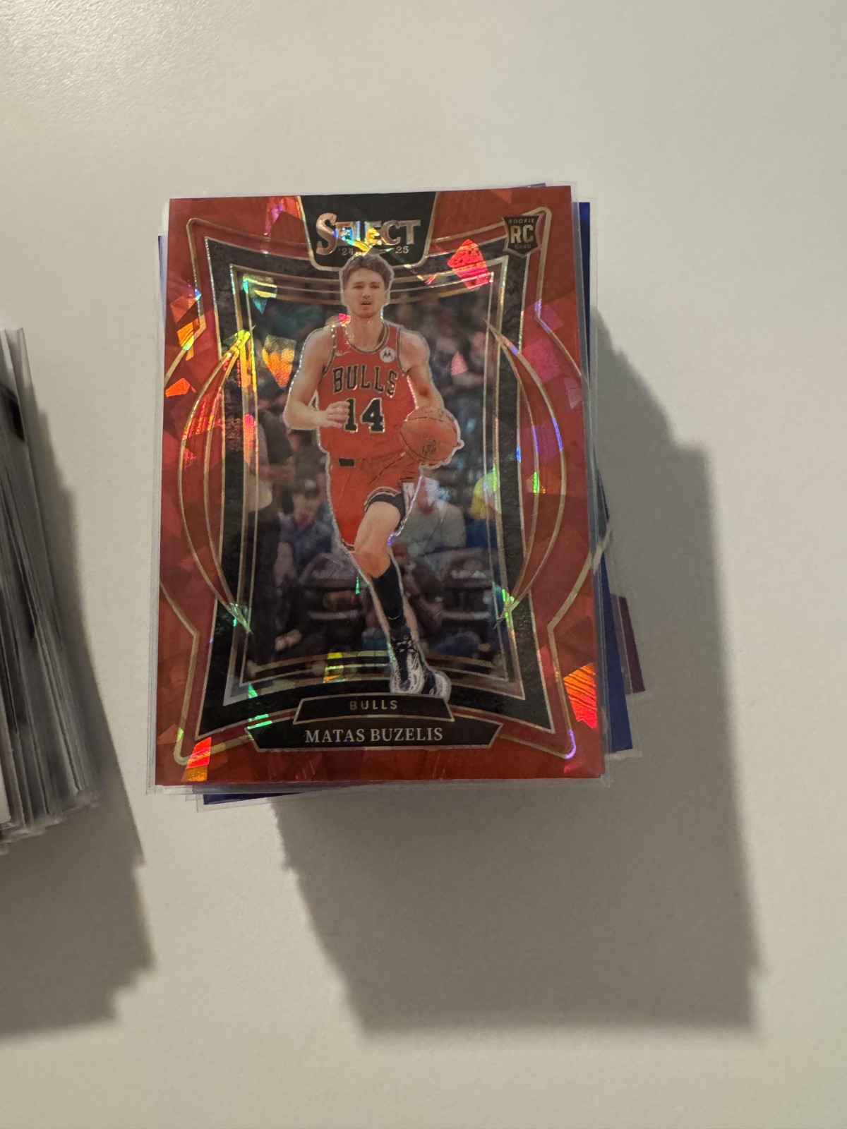 2024-25 Panini Select - Concourse Matas Buzelis #70 Red Cracked Ice Prizm (RC)