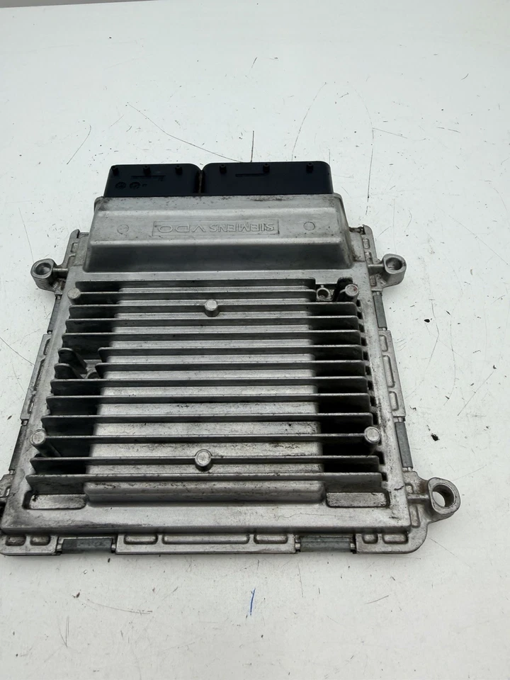 Motor Dodge Caliber programado por computadora Plug & Play ECM P05094947AG G52 026 Foto 4 de 4