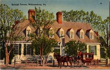 Raleigh Tavern Williamsburg VA Tichnor Linen Postcard Horse Carriage 1940s