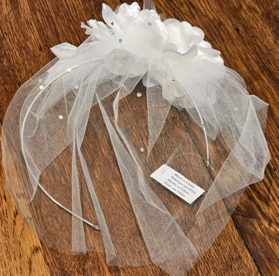 David’s Bridal Russian Tulle Blusher Veil W/Handband & Swarovski Crystals NEW Raw-Edge Silk Tulle Fingertip Veil with Blusher | David main image 3