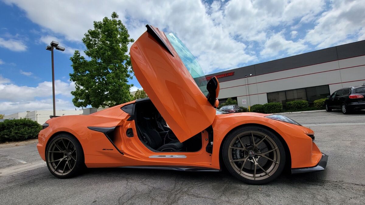 Chevrolet Corvette C8 Z06 2023 Vertical Doors Kit – Vertical Doors, Inc.