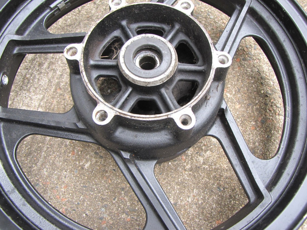 1986 Kawasaki Ninja 600 - ZX600-A2 rear wheel complete 41073