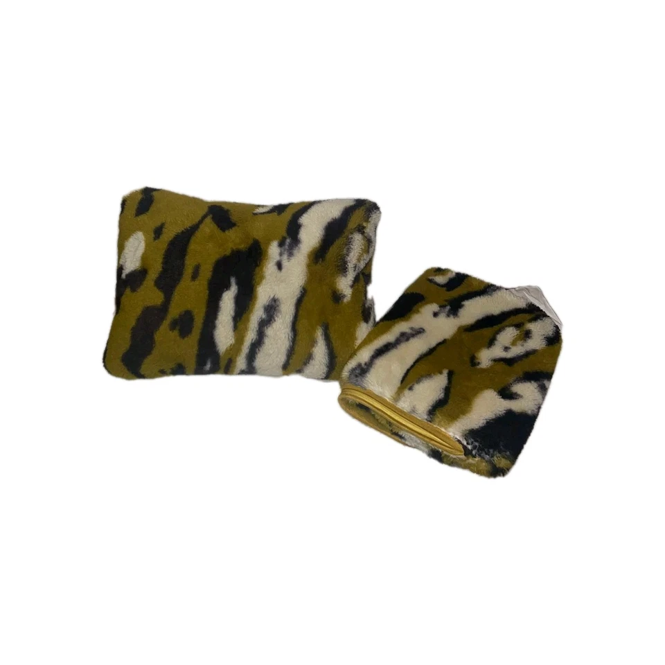 Conjunto de 2 capas de almofadas Anthropologie Sophie de pele sintética super macias - Imagem 3 de 4