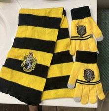 Brand New Harry Potter Yellow  Black Scarf  Gloves Kids Knit Set