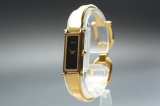 GUCCI 1500 Gold Bangle Black Dial Qz Ladies Vintage N MINT From JAPAN