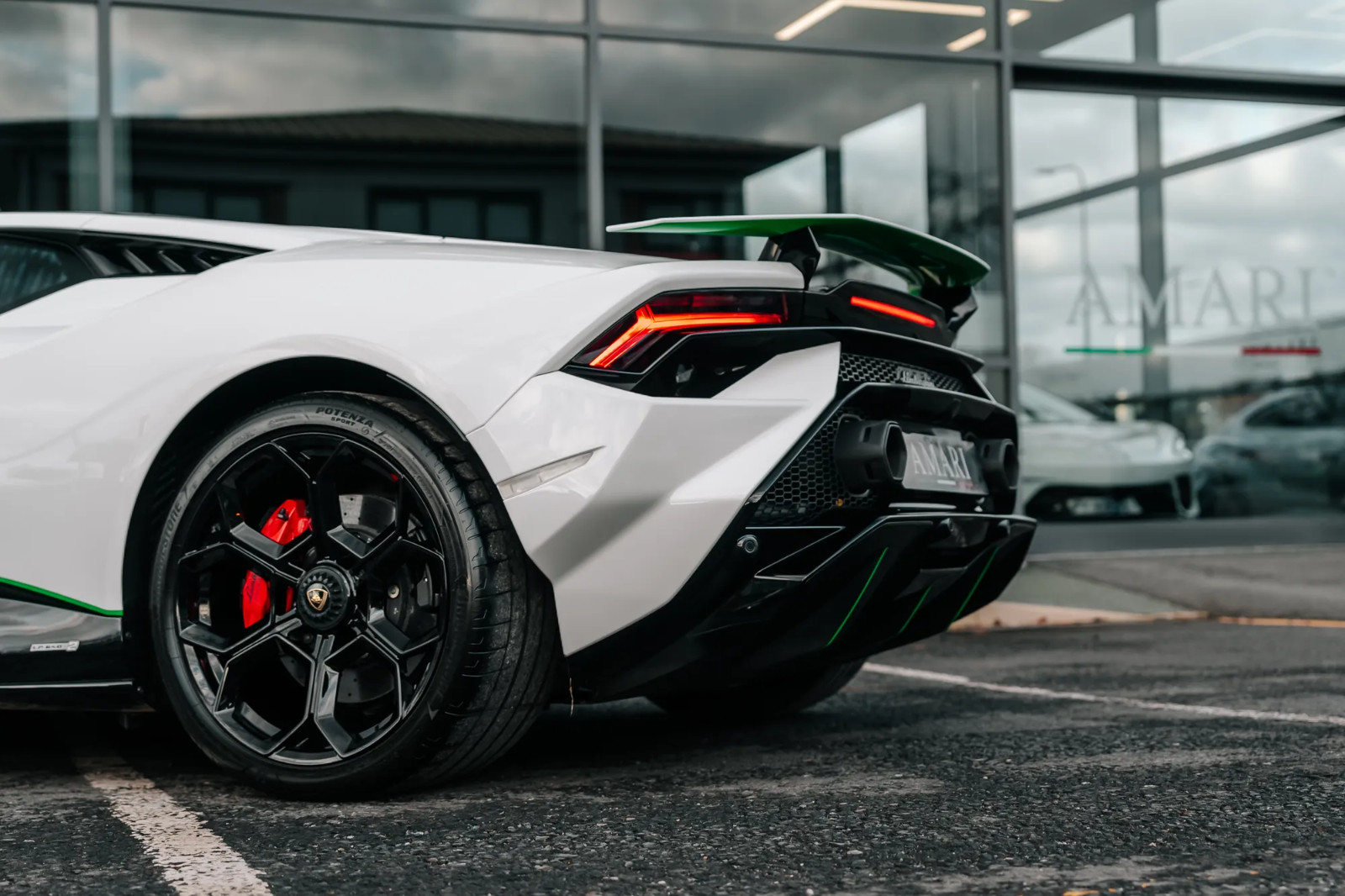 Lamborghini  Tecnica Huracan Black Forged OEM Wheels 60th Anniversary Rare