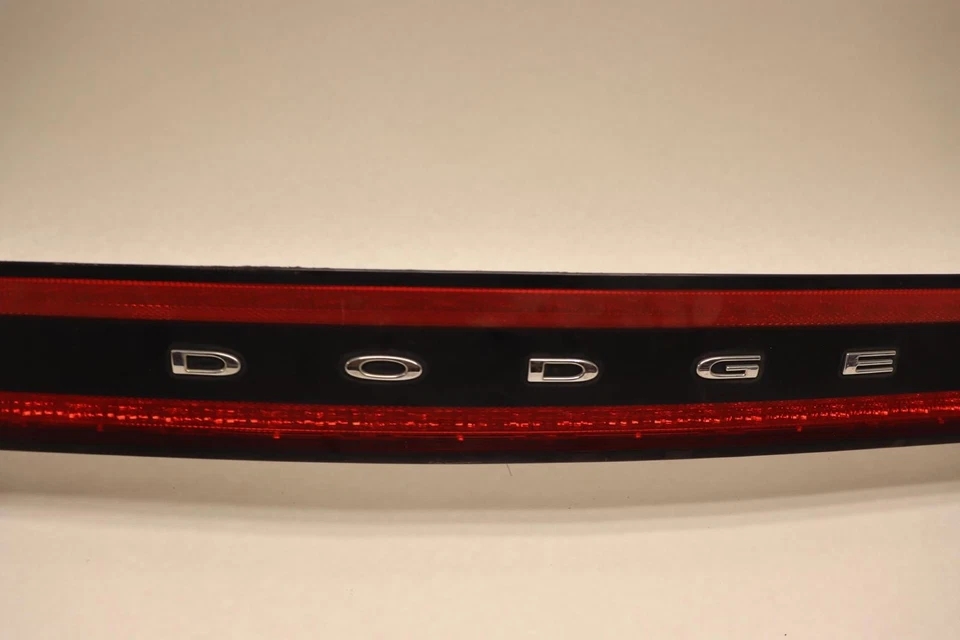 Dodge Dart 2013-2016 luz trasera central maletero luz trasera led OEM Foto 4 de 4