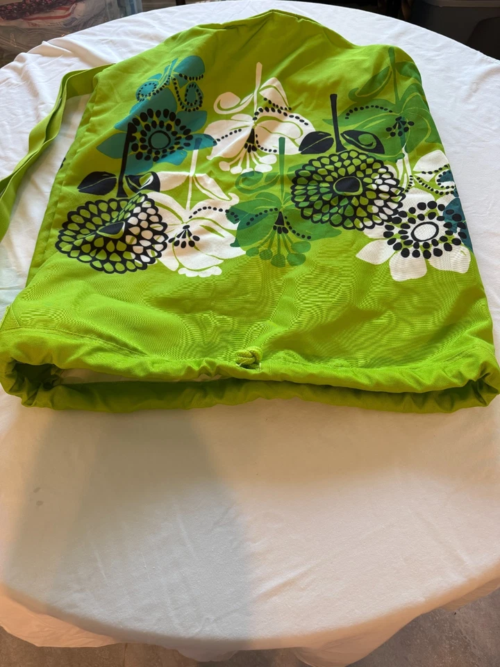 VERA BRADLEY LIME'S UP LAUNDRY BAG NWOT (D-9) - Image 3 of 4